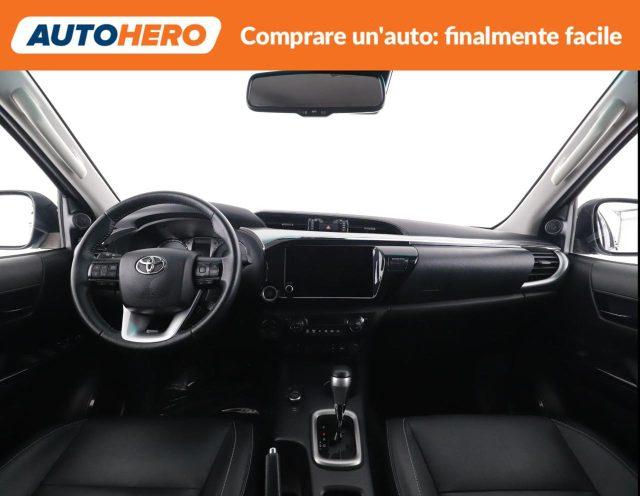 TOYOTA Hilux 2.8 D-4D A/T 4WD 48V 4 porte Double Cab Executive