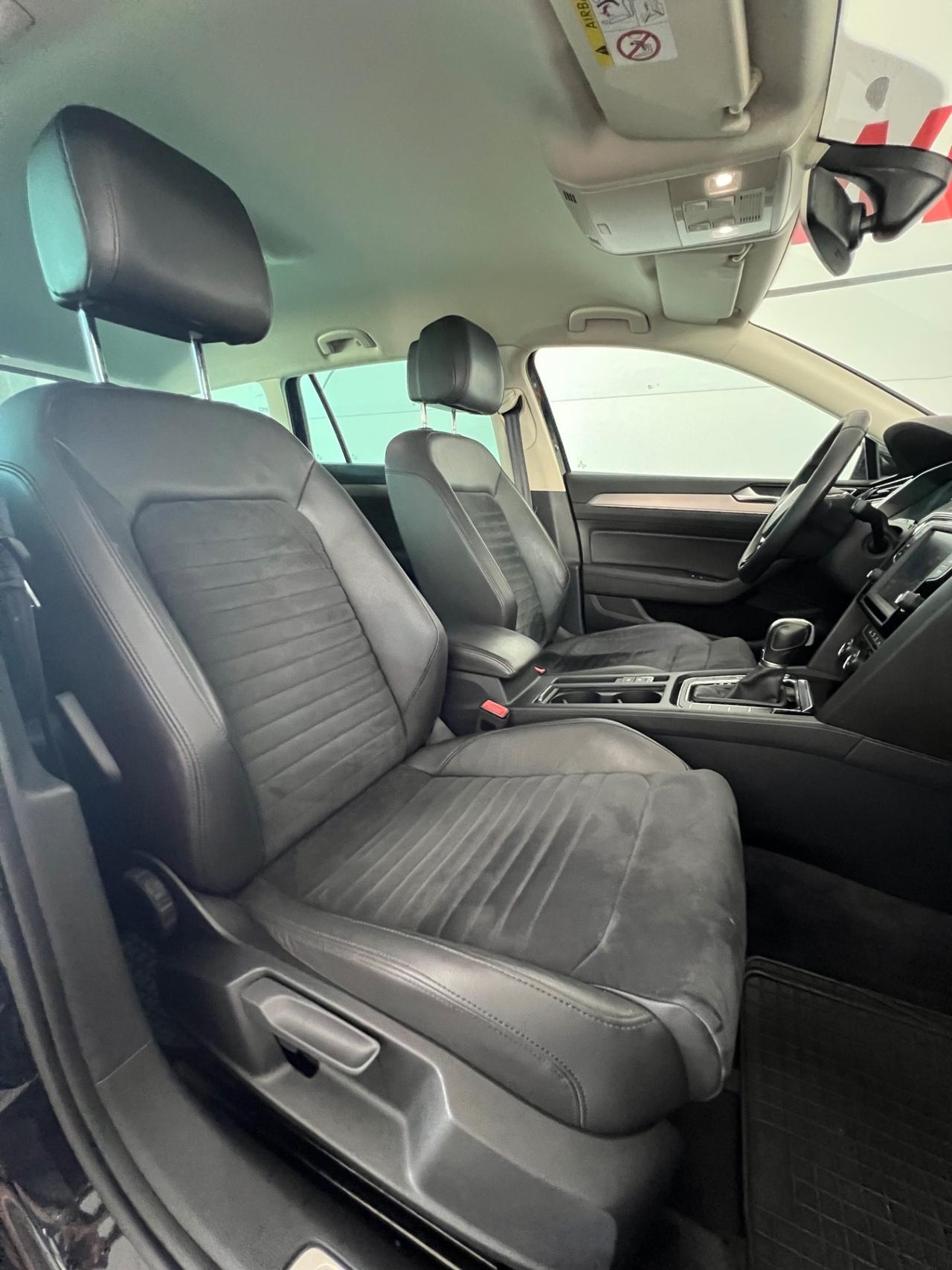 Volkswagen Passat 2.0 TDI DSG Higline BMT 150 cv