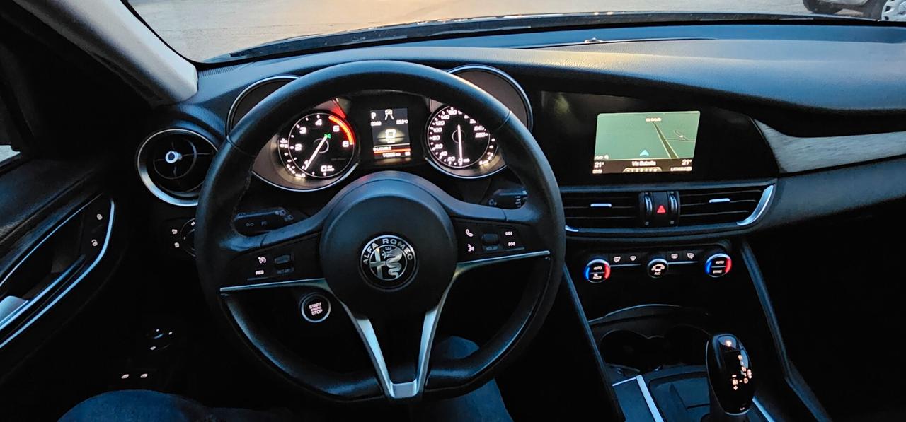 Alfa Romeo Giulia 2.2 Turbodiesel 150 CV AT8 Super