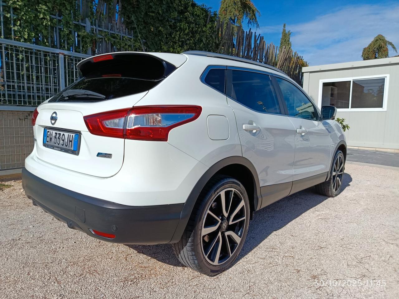 Nissan Qashqai 1.5 dCi Tekna 360