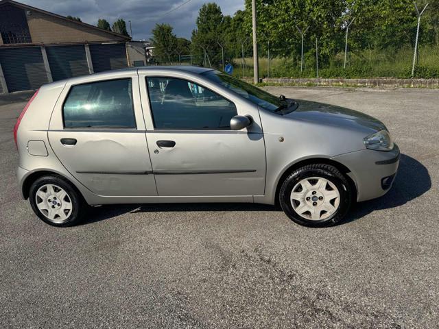 FIAT Punto neopatentati Bellissima Stupenda 1.2 16V 5PDynamic