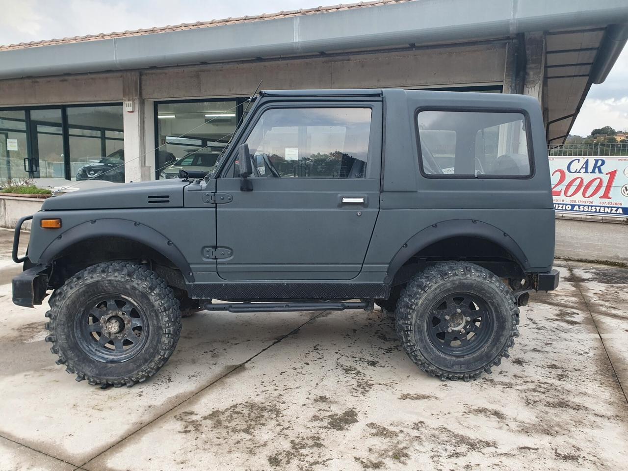 Suzuki SJ 413 SJ413 Berlina TA Autocarro