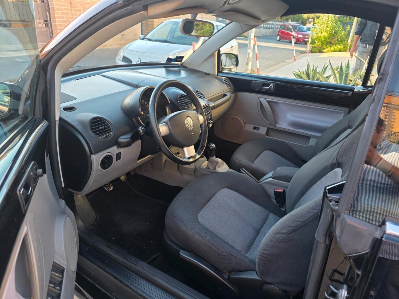 Volkswagen New Beetle 1.9 TDI 105CV Cabrio