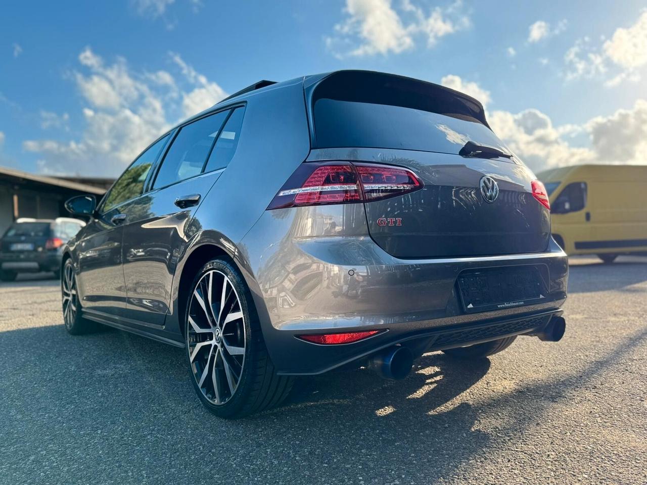 Volkswagen Golf GTI Golf GTI Performance 2.0 TSI DSG 5p. BlueMotion Technology