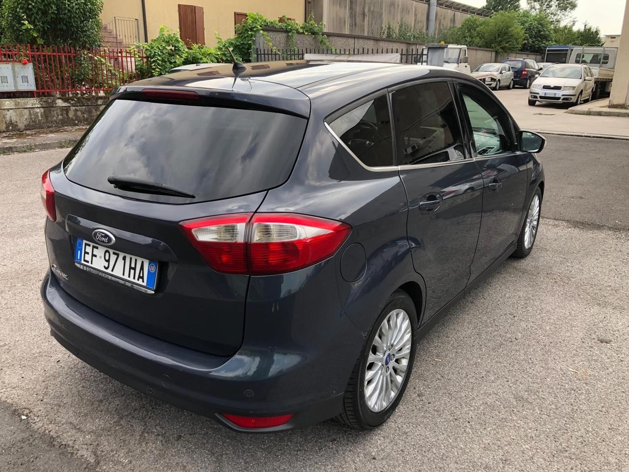 Ford B-Max Titanium