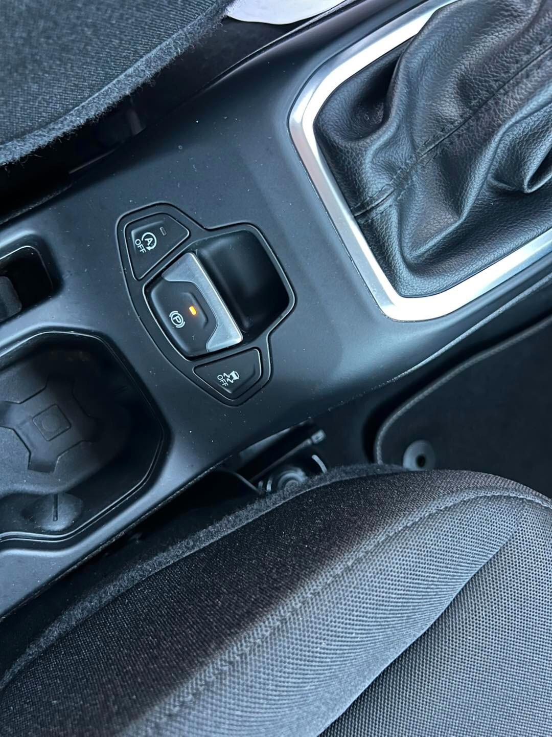 Jeep Renegade 1.6 Mjt 130 CV Longitude