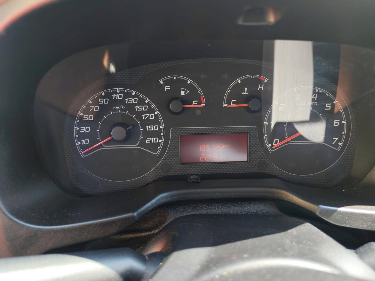 Fiat Fiorino 1.3 MJT 95CV Combinato Adventure