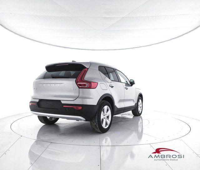 VOLVO XC40 B3 Mild hybrid Benzina Core