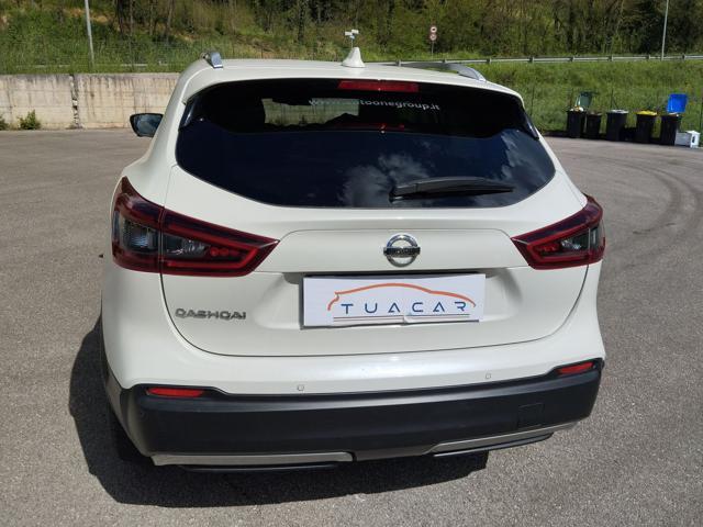 NISSAN Qashqai N-Connecta 1.3 DIG-T