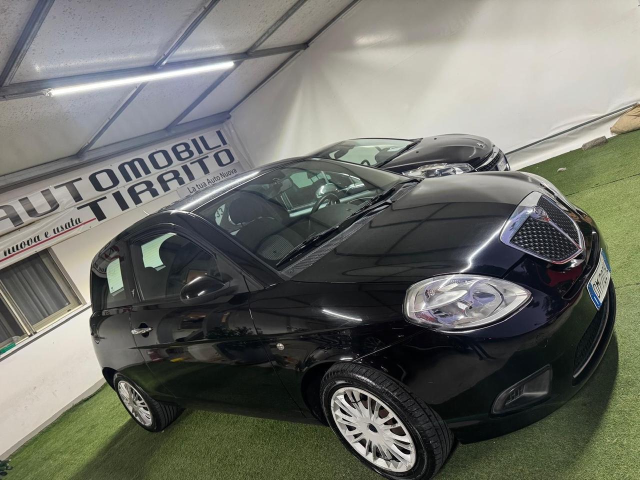 Lancia Ypsilon 1.2 modamilano