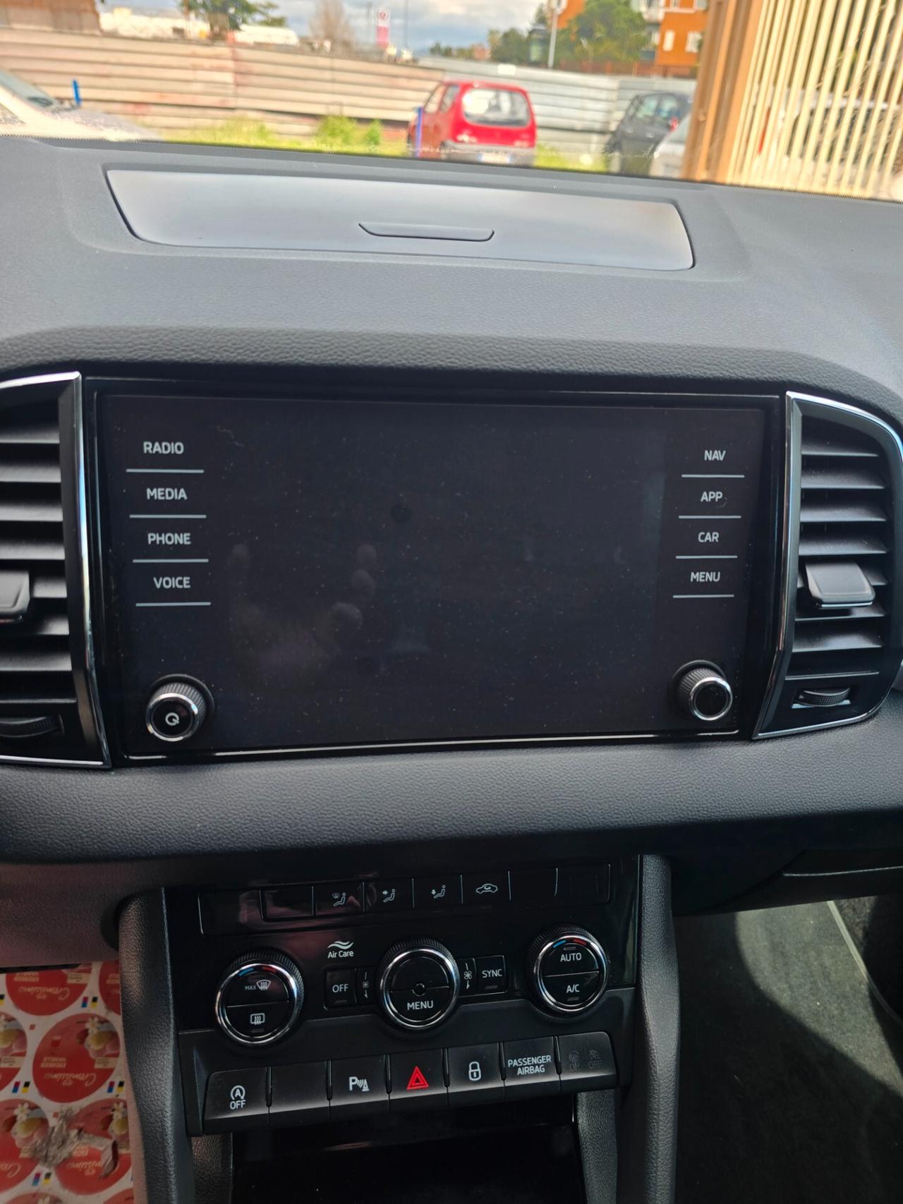 Skoda Karoq 1.6 TDI SCR DSG SportLine