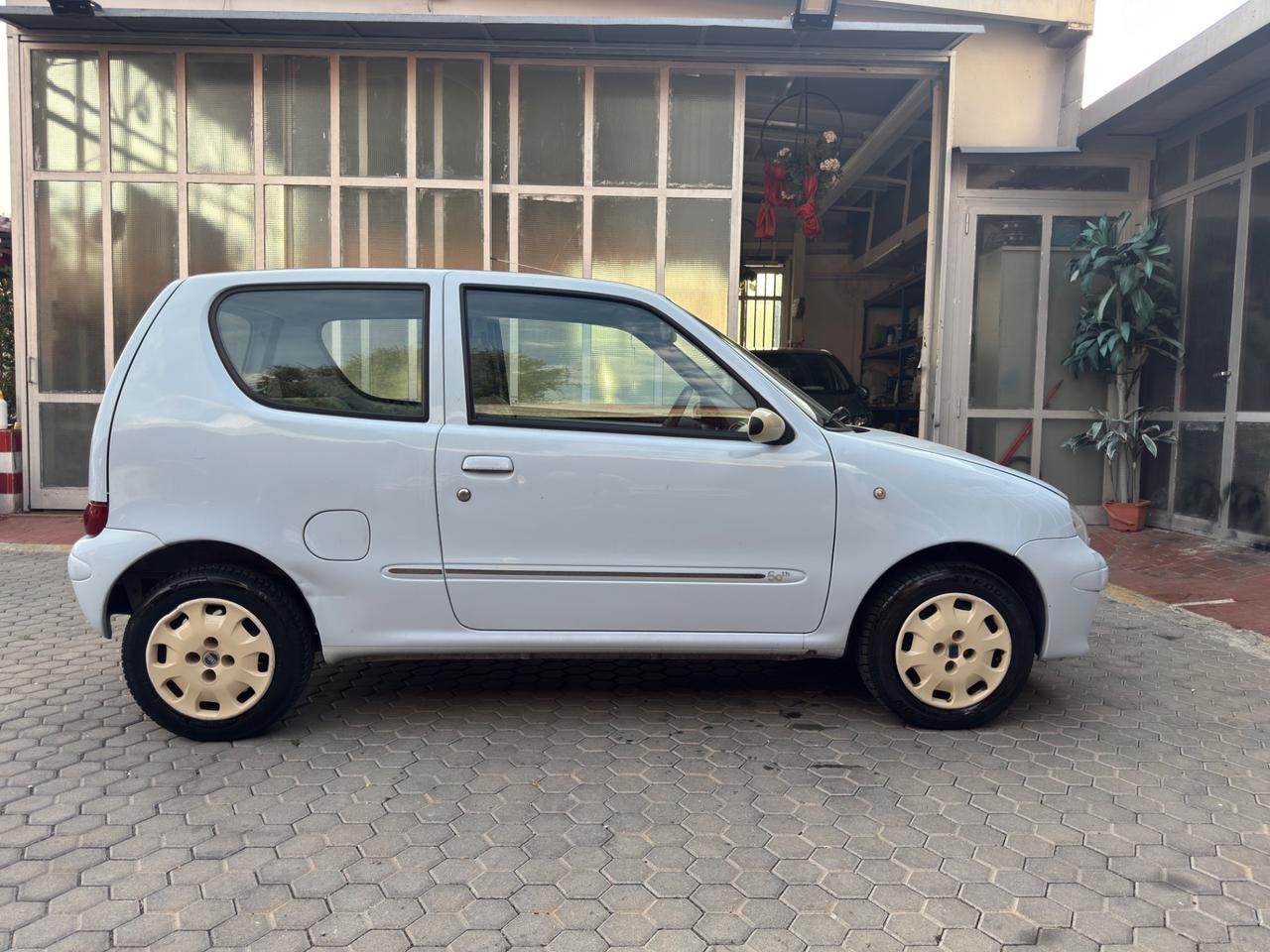 Fiat 600 ADATTA A NEOPATENTATI 1.1