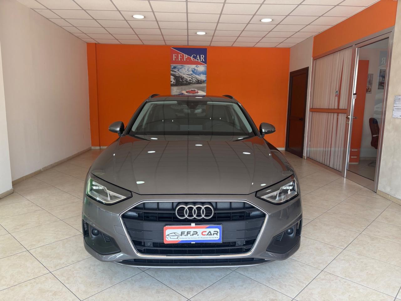 Audi A4 Avant 30 TDI/136 CV S tronic Business