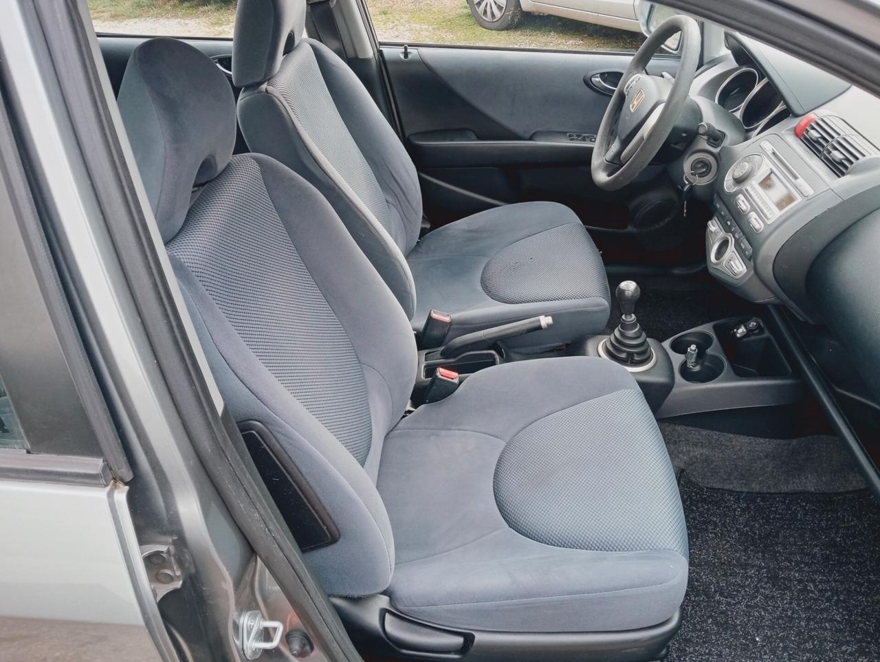 Honda Jazz 1.3i-DSi 5p. Graph Neopatentati