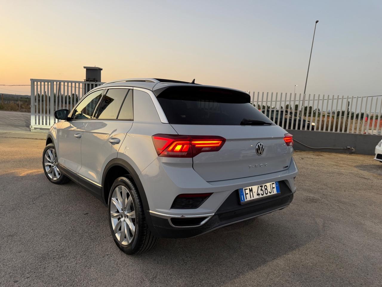 VOLKSWAGEN T-ROC 2.0 TDI 150 DSG 4MOTION TETTO