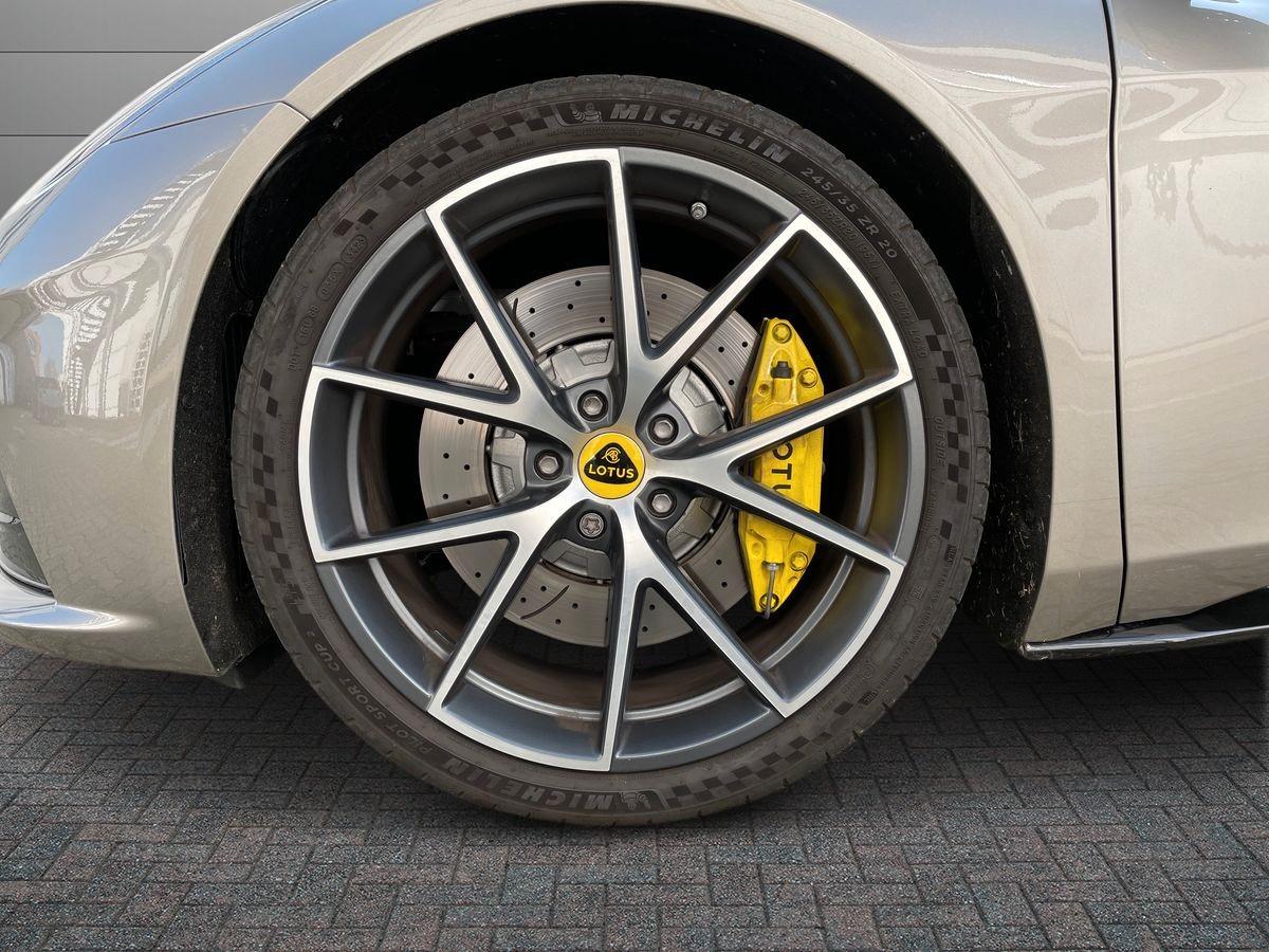 LOTUS Emira 2.0 I4 First Edition