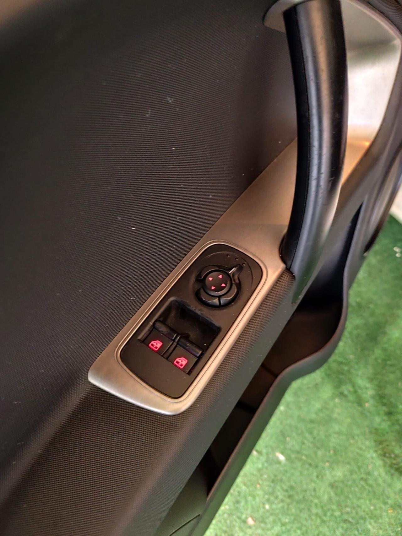 Alfa Romeo MiTo 1.3 JTDm 85 CV S&S Distinctive