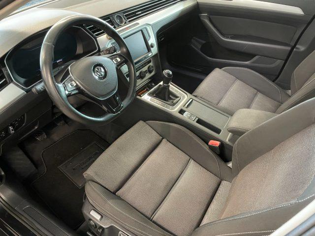 VOLKSWAGEN Passat 1.6 TDI Highline BlueMotion Technology
