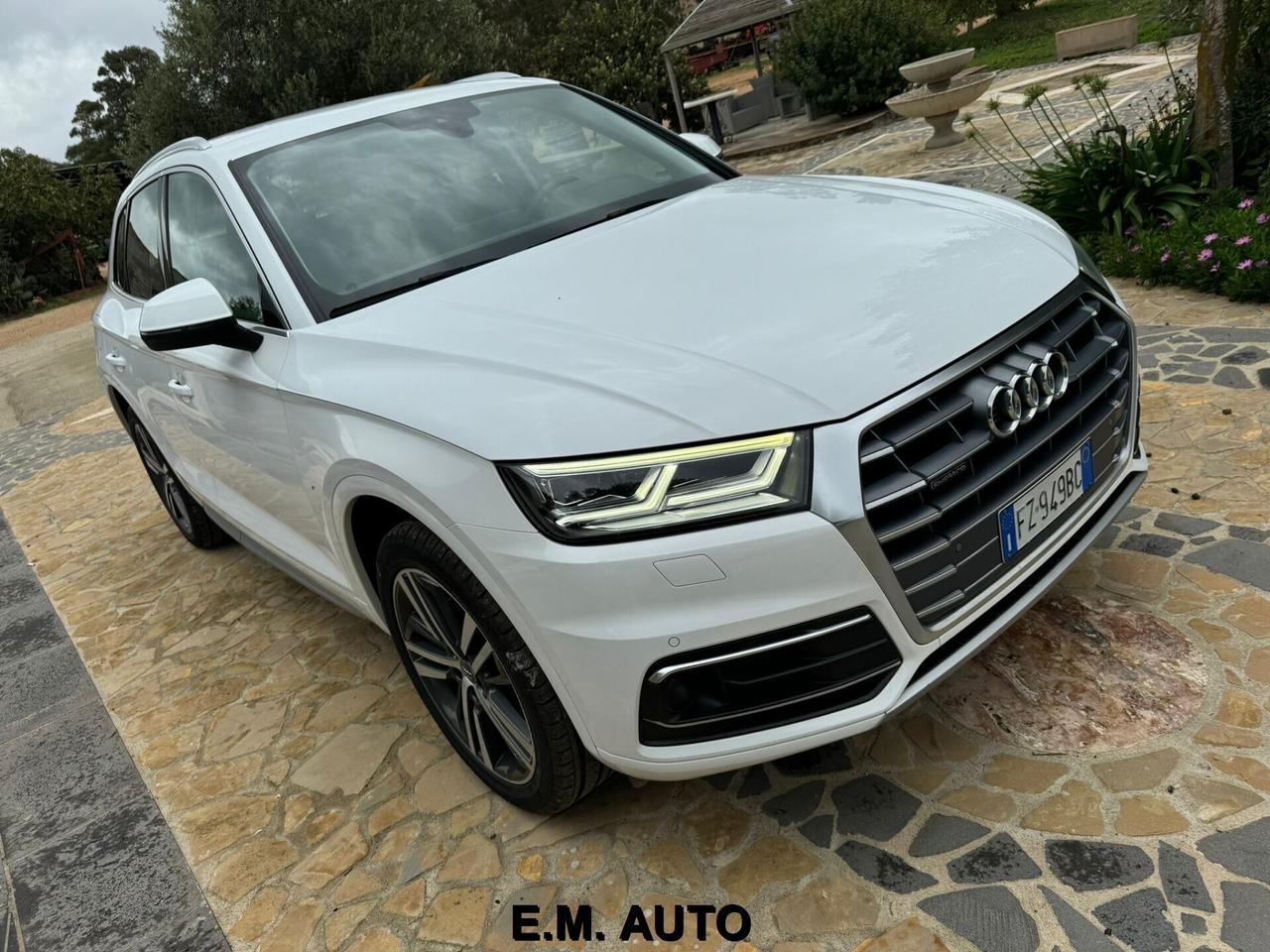 Audi Q5 40 TDI quattro S line plus VISIBILE A NURR