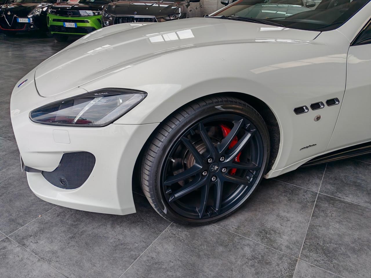 Maserati GranTurismo 4.7 V8 Sport MC-Line