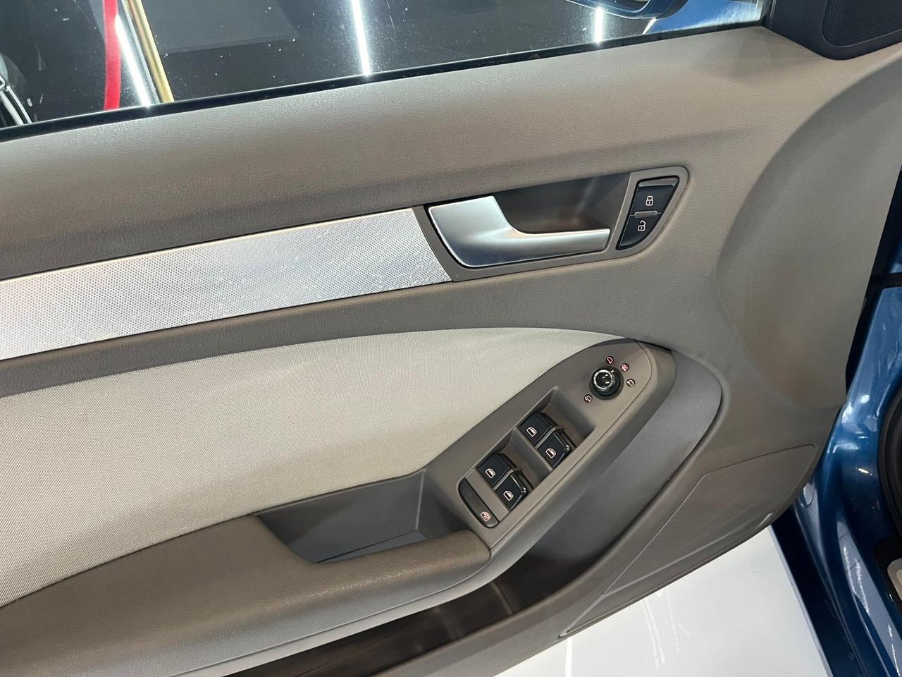 Audi A4 2.0 TDI 143CV Advanced AUTOMATICA TETTO PANORAMICO