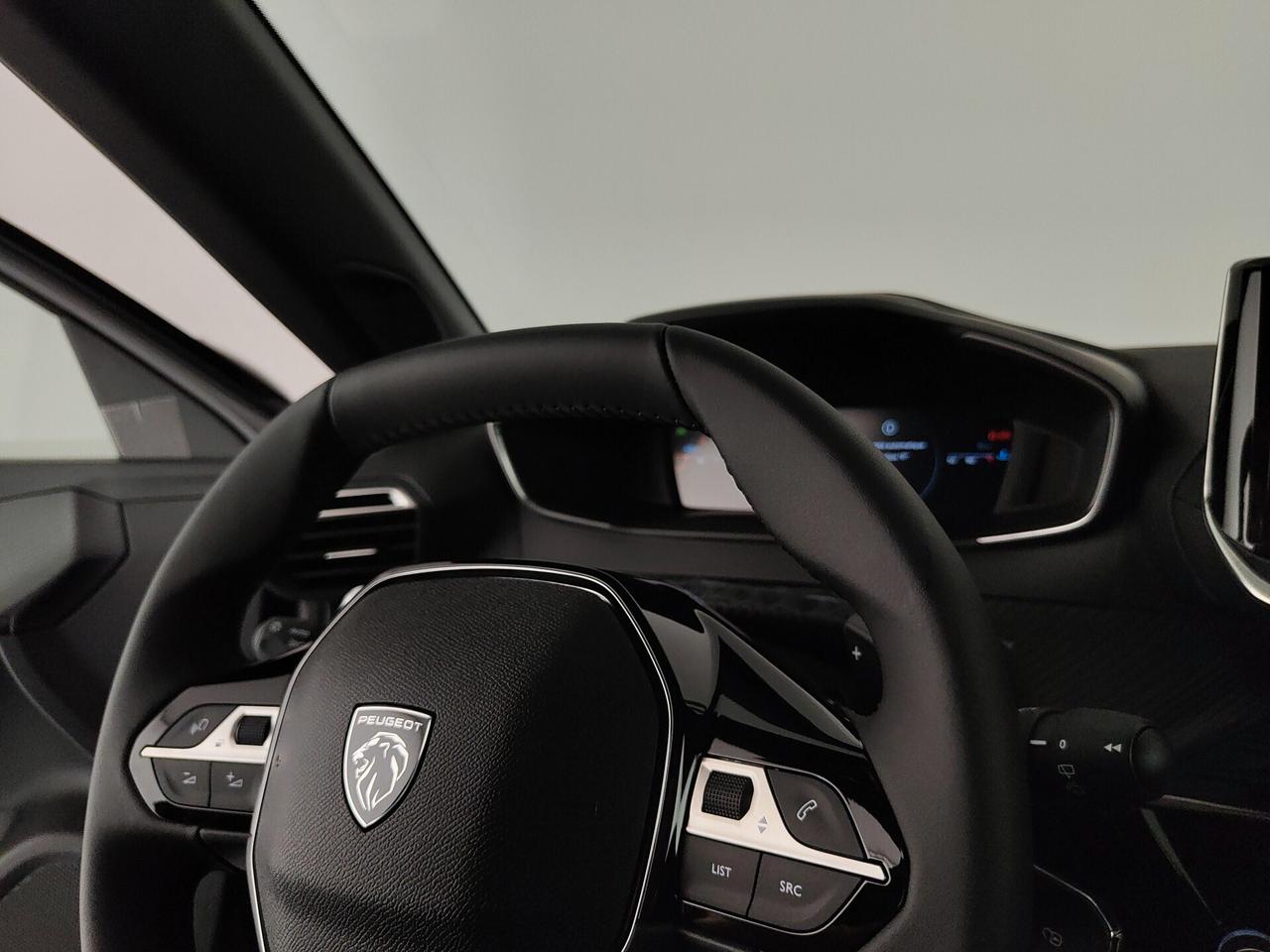 Peugeot 2008 Hybrid 136 e-DCS6 Allure