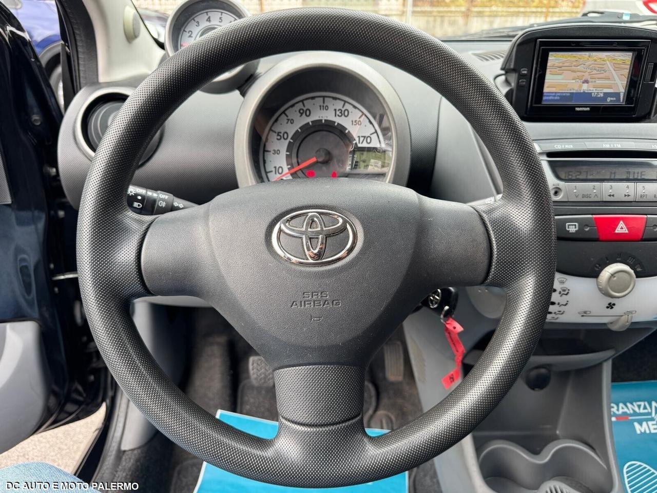 Toyota Aygo 1.0 Benzina 5 porte 68CV.Connect.2011