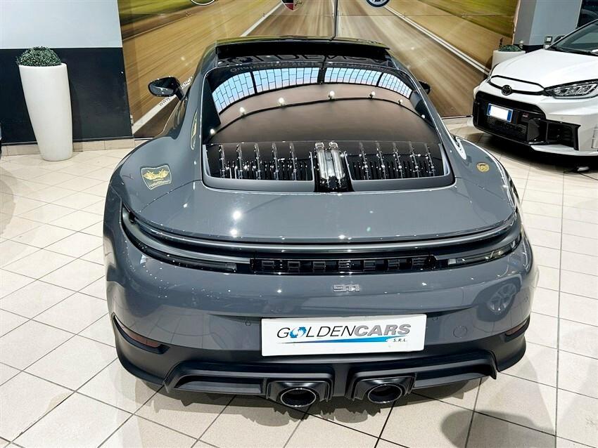 Porsche 911 Coupe 3.6 Carrera GTS auto