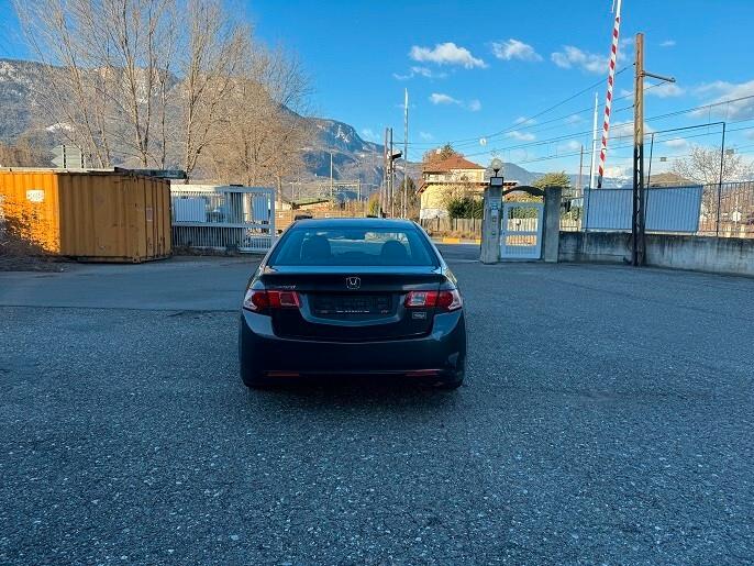 Honda Accord 2.2 i-DTEC Executive Advance DPF
