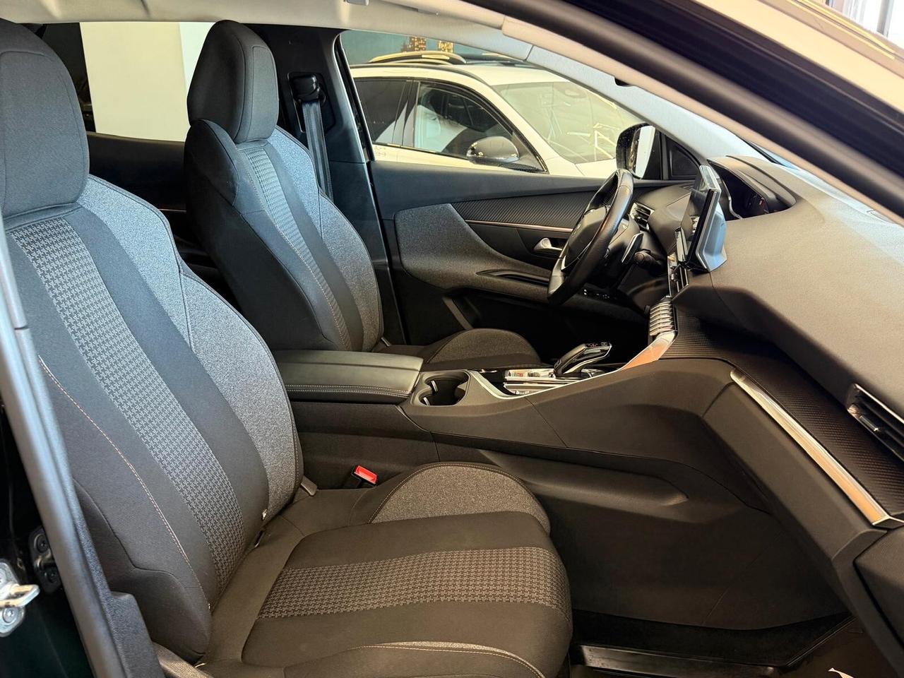 PEUGEOT 3008 1.5 130CV NAVI CRUISE CAM ANNO 2021