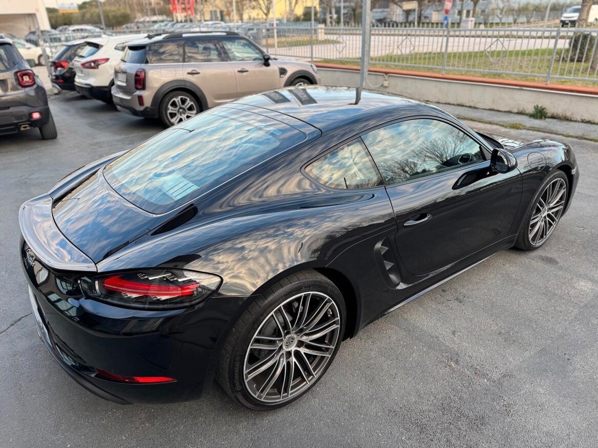 Porsche 718 Spyder Cayman 2.0