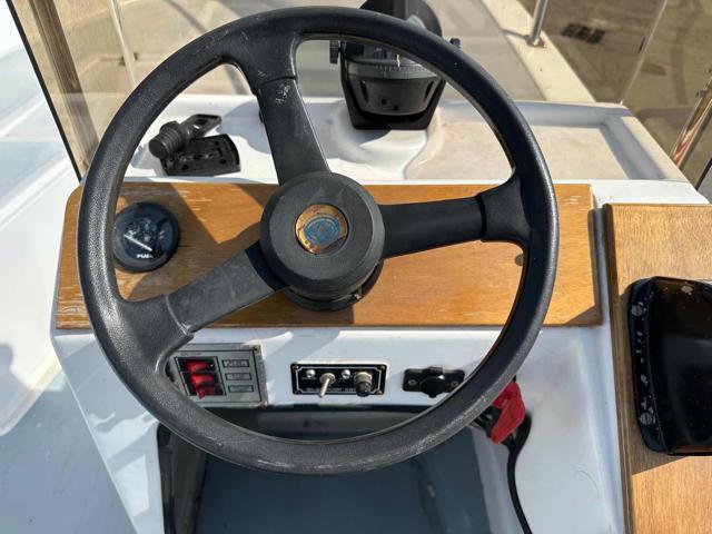JDM Titane Barca a motore carello