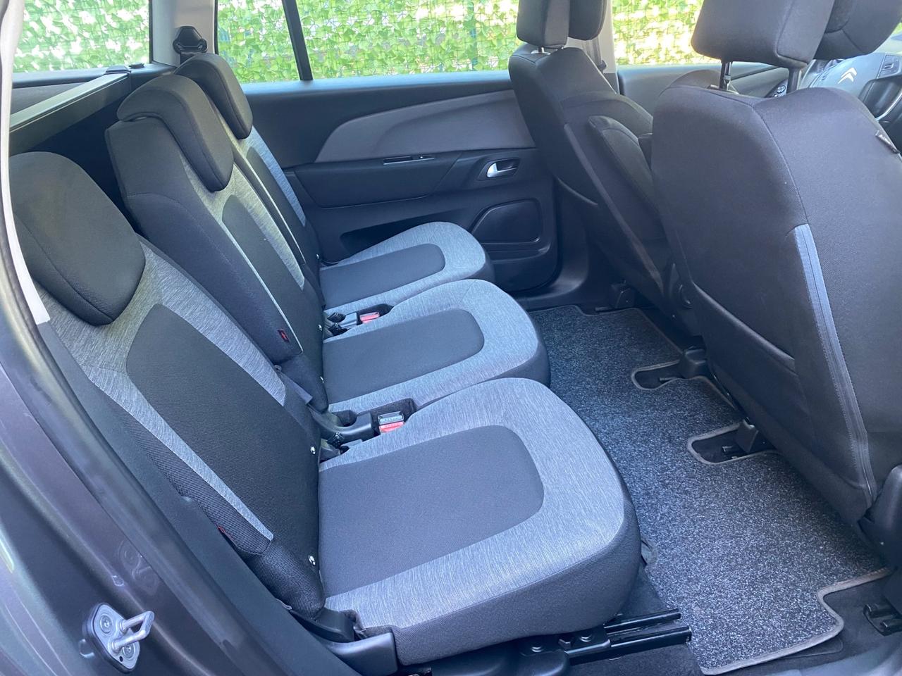 Grand C4 SpaceTourer BlueHDi 130 S&S Feel