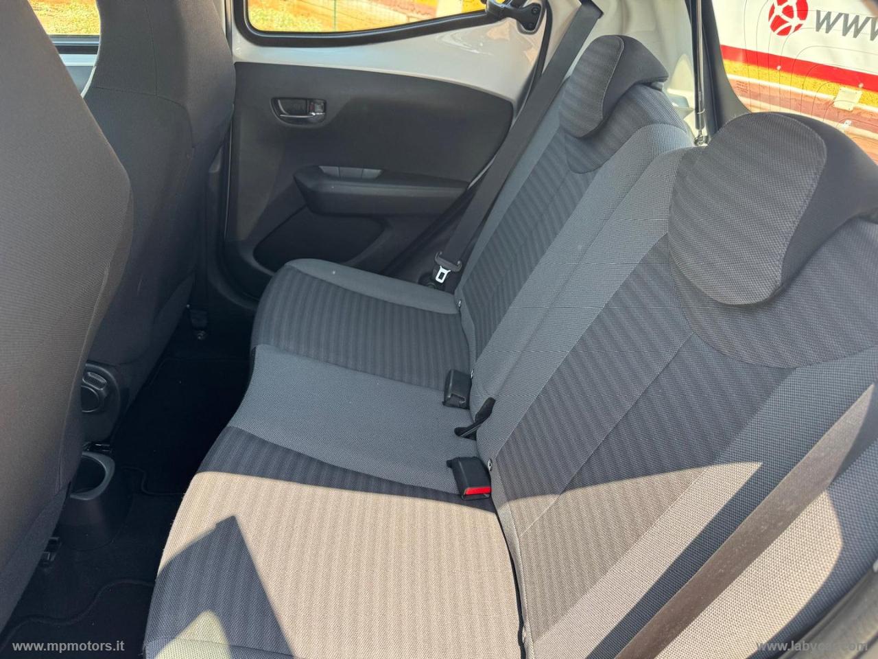 TOYOTA AYGO X-BUSINESS 1.0 72CV 5P. AUTOMATICA