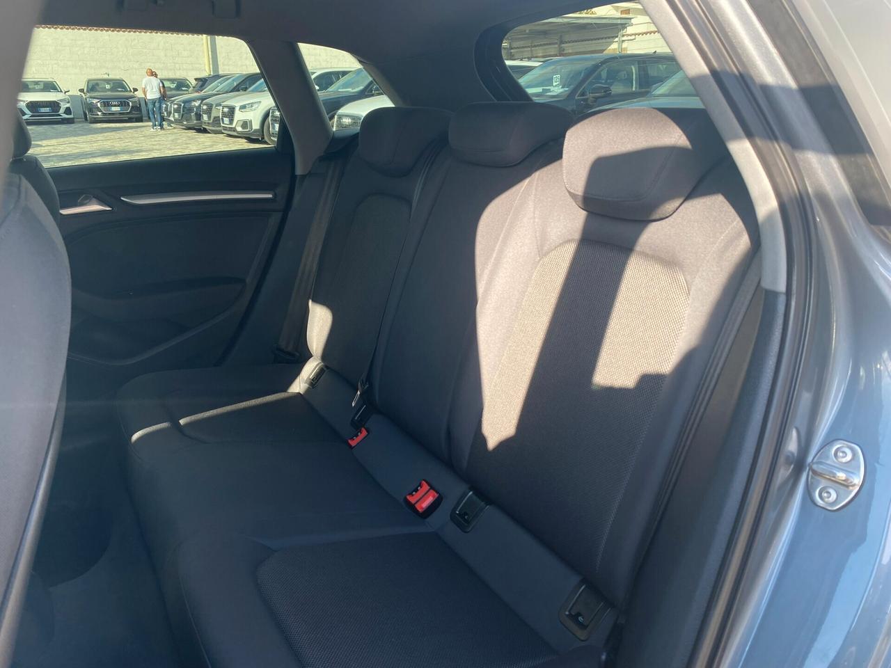 Audi A3 SPB Business 2.0 TDI 150CV s-tronic 35