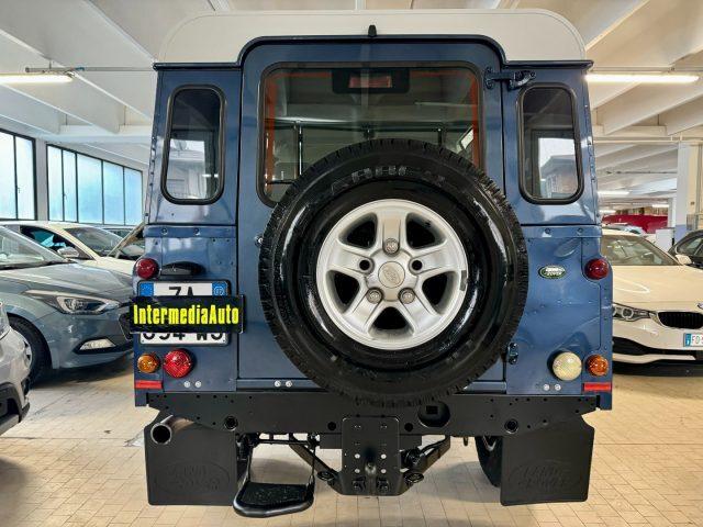 LAND ROVER Defender 110 2.4 TD4