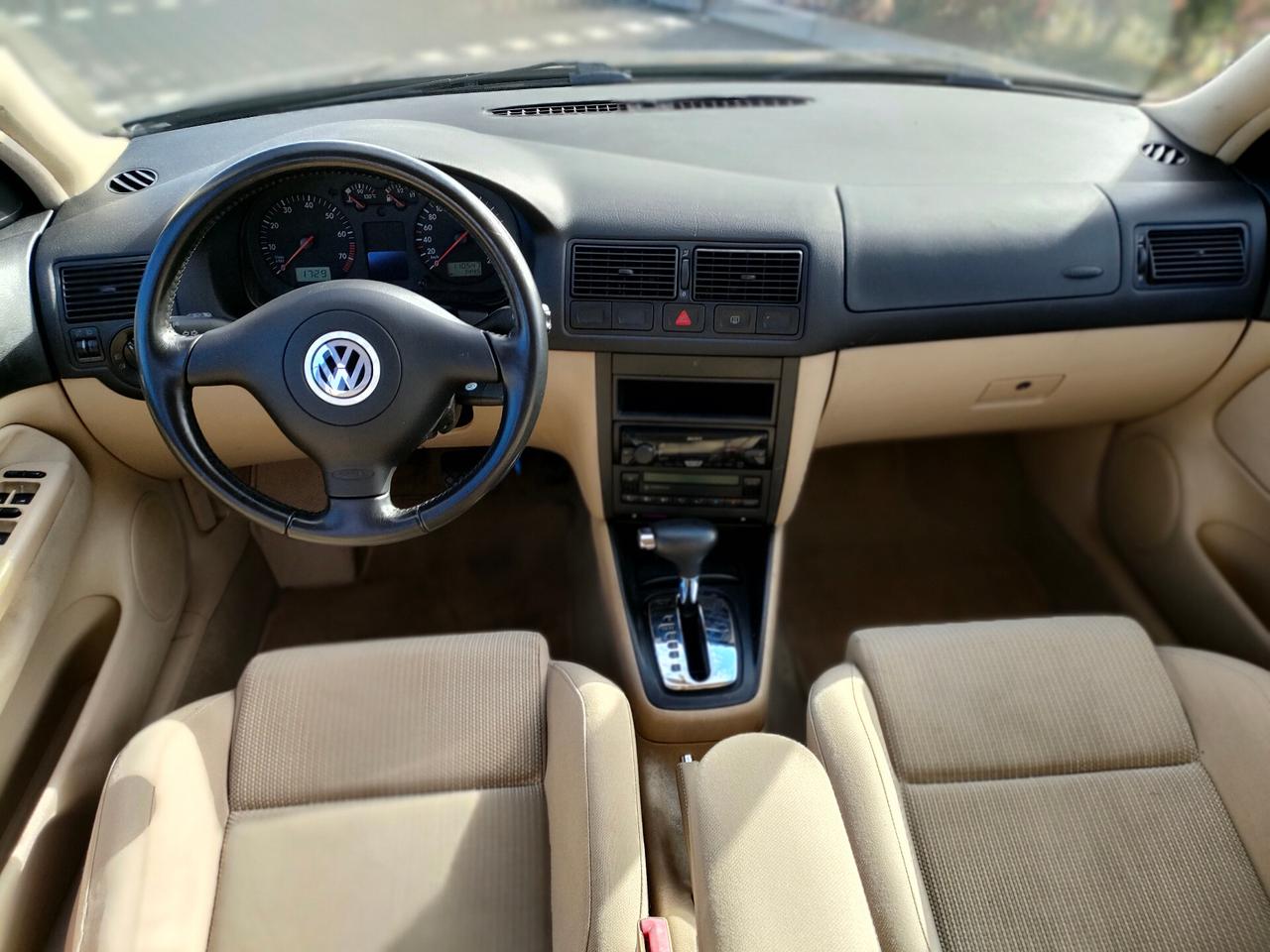 Volkswagen Golf 1.6 5p. aut. ASI e CRS Highline