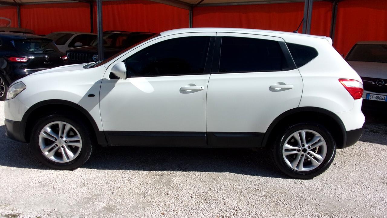 Nissan Qashqai 1.5 dCi DPF Tekna