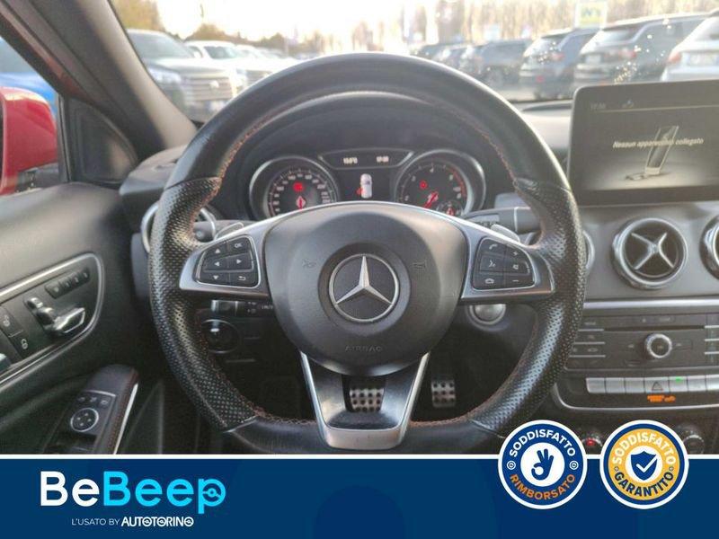 Mercedes-Benz GLA 180 D PREMIUM AUTO