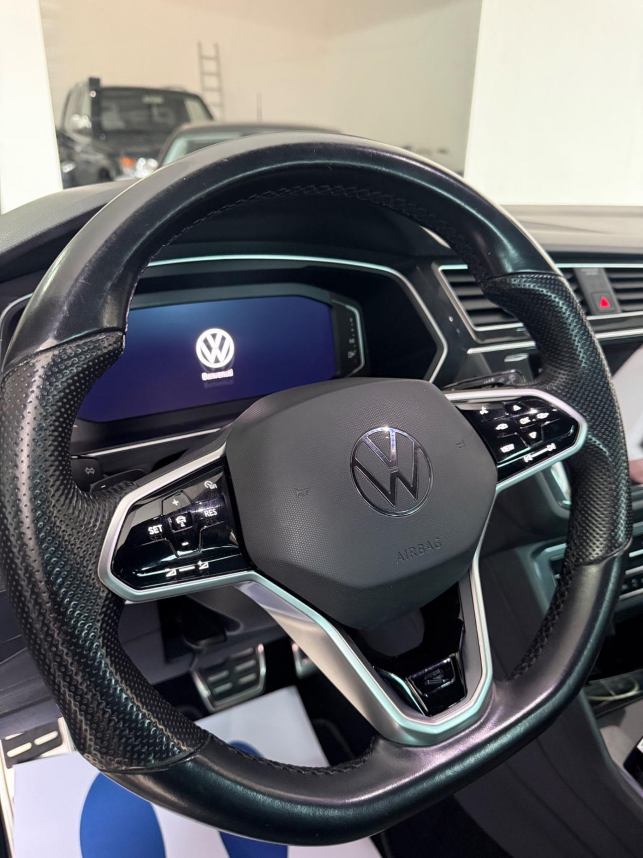 Volkswagen Tiguan 2.0 TDI 150 CV SCR DSG 4MOTION R-Line