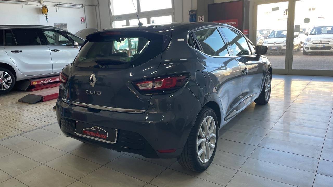 Renault Clio TCe 120CV EDC Start&Stop 5 porte Energy Intens