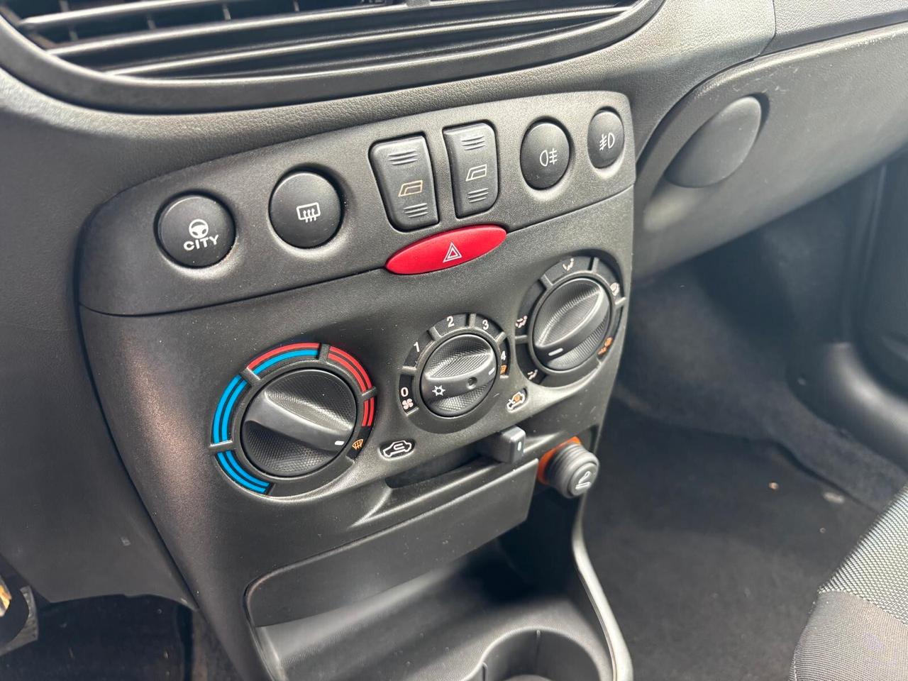 Fiat Punto Classic 1.2 5 porte Natural Power OK Neopatentati