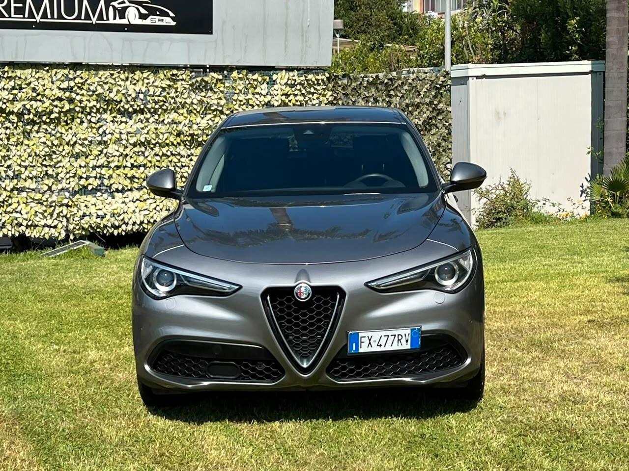 Alfa Romeo Stelvio 2.2 Turbodiesel 160 CV AT8 RWD Sport-Tech