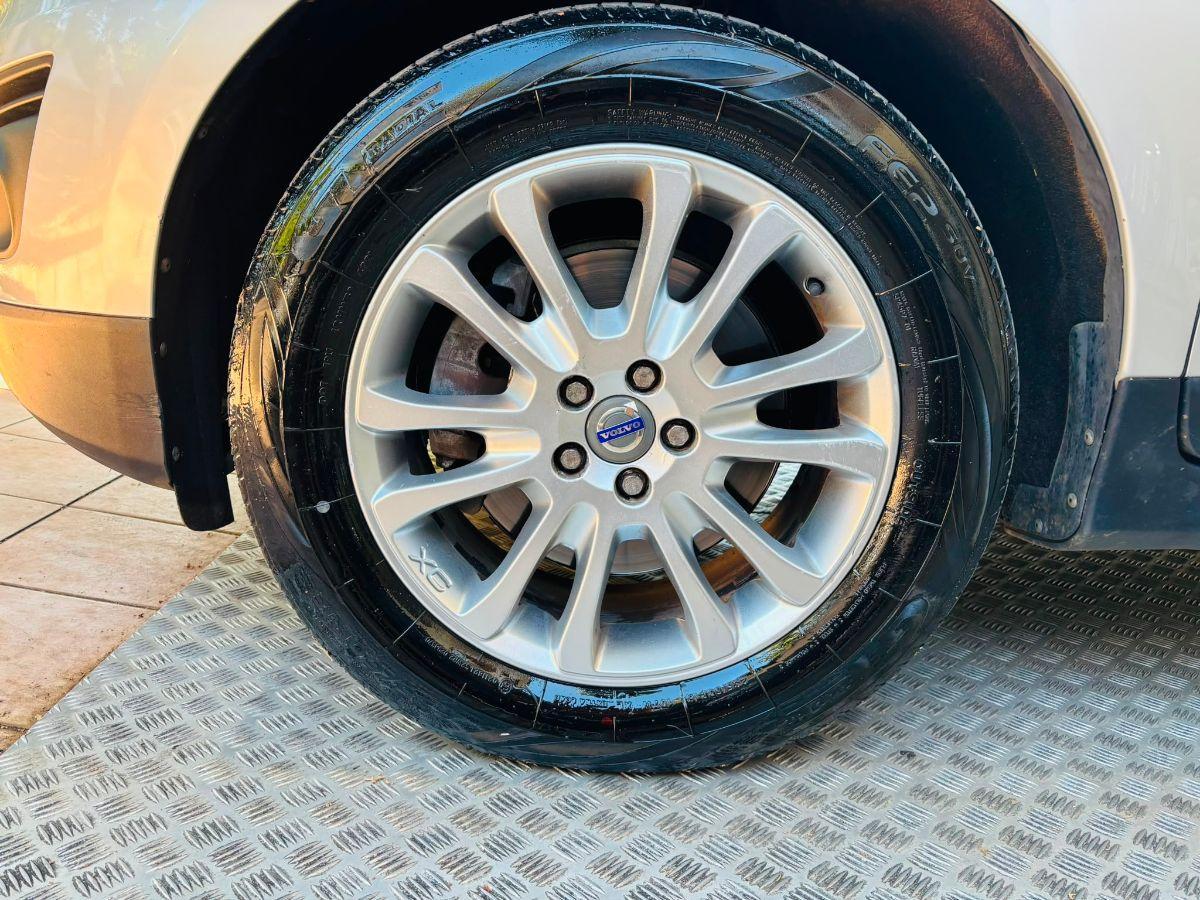 Volvo XC60 2.4 D5 Automatica AWD Tetto Summum