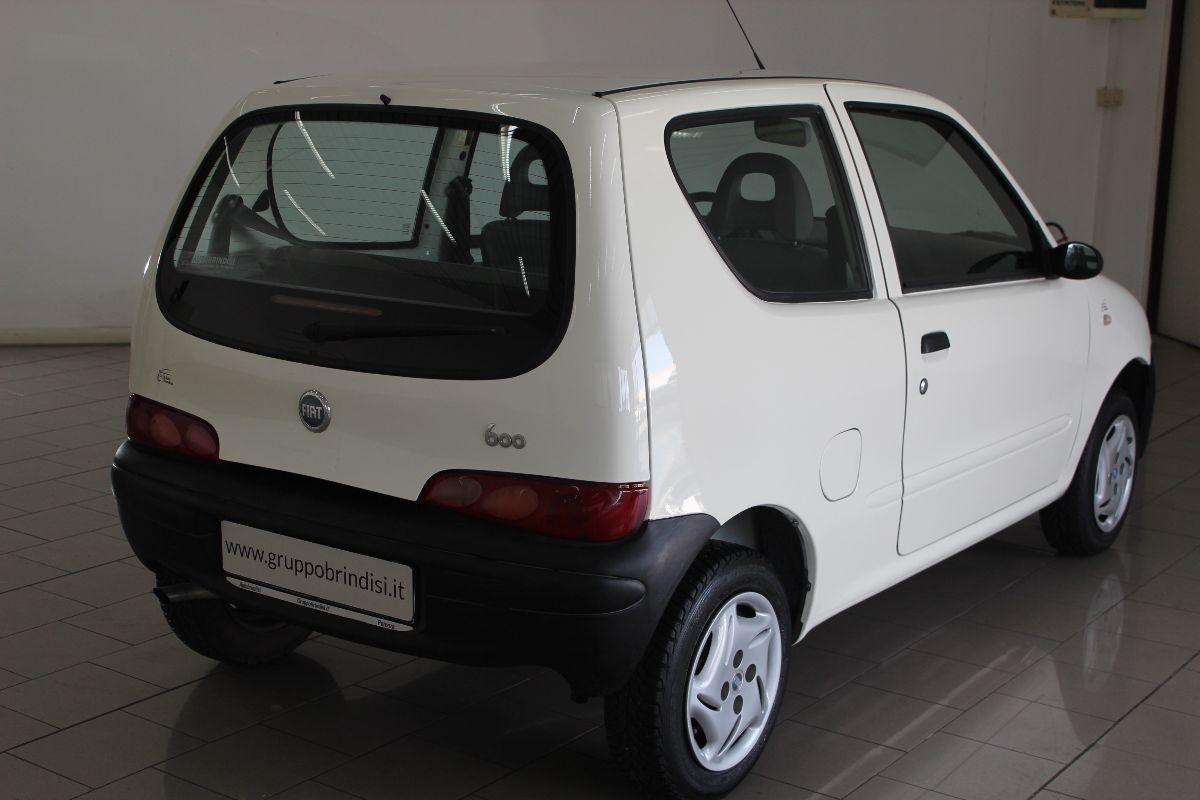 FIAT - 600 - 1.1 Active