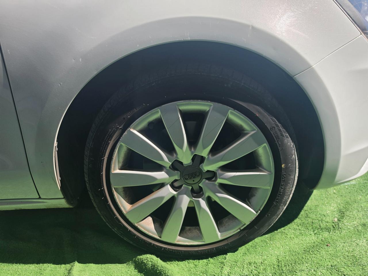 Audi A1 SPB 1.6 TDI 105 CV Attraction