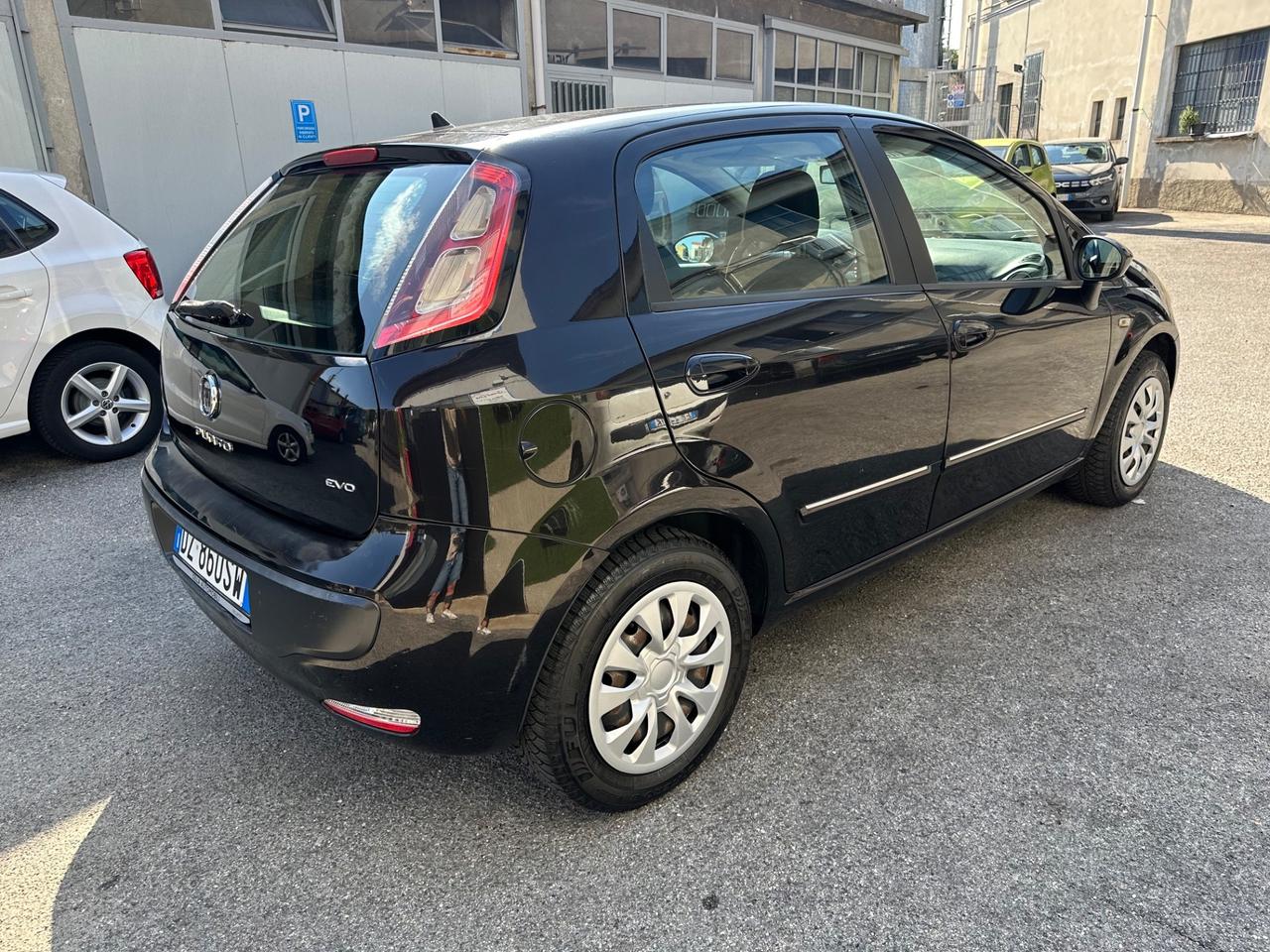 Fiat Punto Evo 1.2 5 porte BENZINA NEOPATENTATI