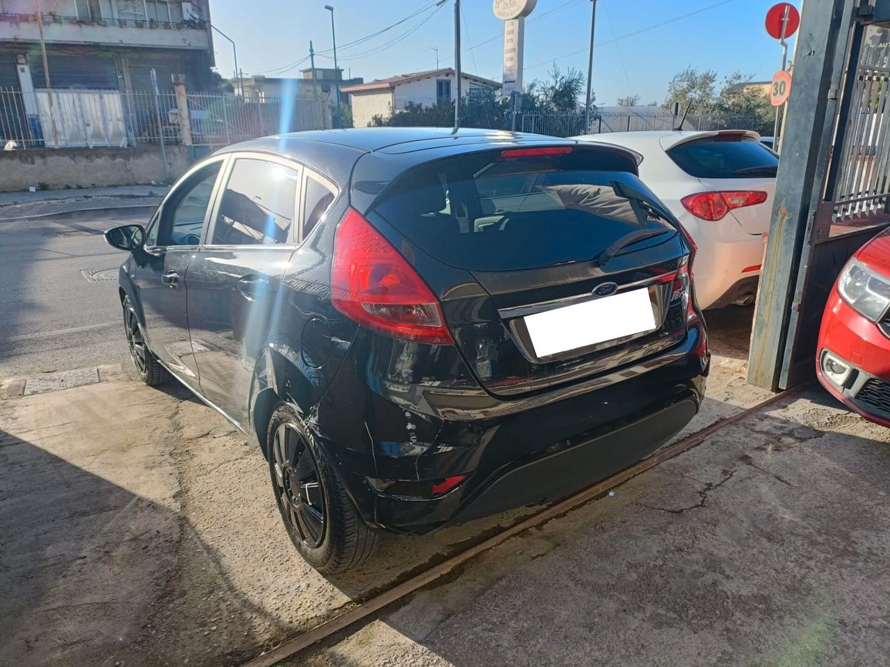 Ford Fiesta 1.4 5 porte Bz.- GPL Titanium