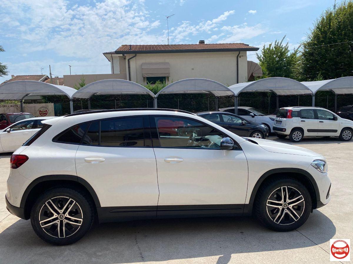 MERCEDES - Classe GLA - 200 d Automatic Sport Plus