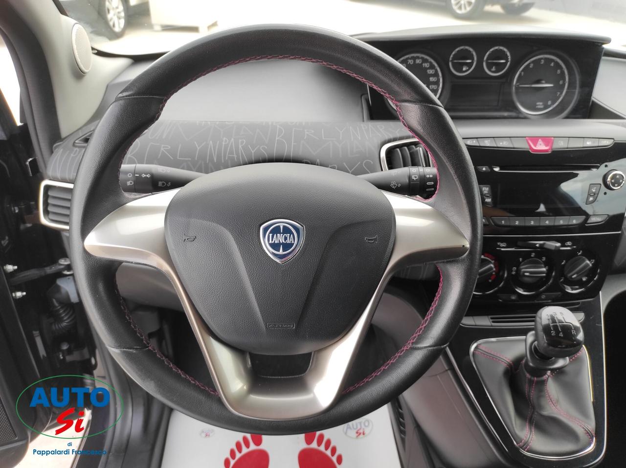 Lancia Ypsilon 1.2 Benz - 69cv NEOPATENTATI